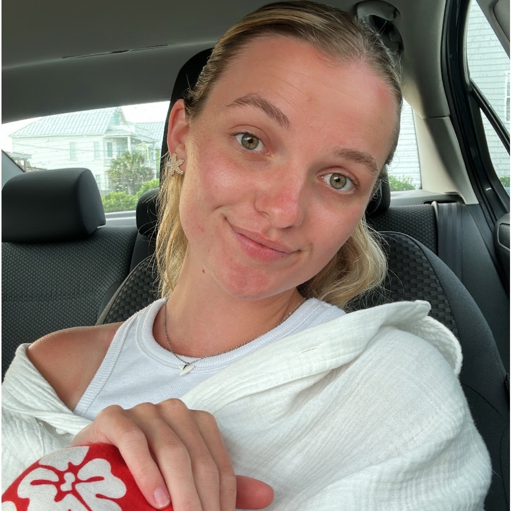 Meet your Posher, Maya